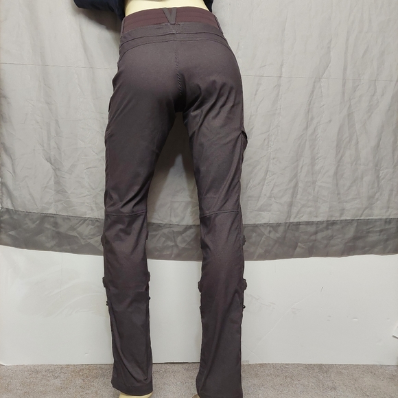 Athleta adjustable cargo pants - Picture 3 of 15